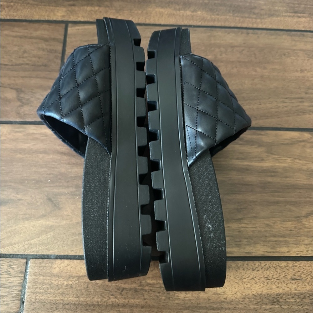 WILD PAIR Elevated Womens Platform Sandal Black size 8 - Picture 8 of 9